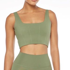 CSB Freedom Pia crop/clover